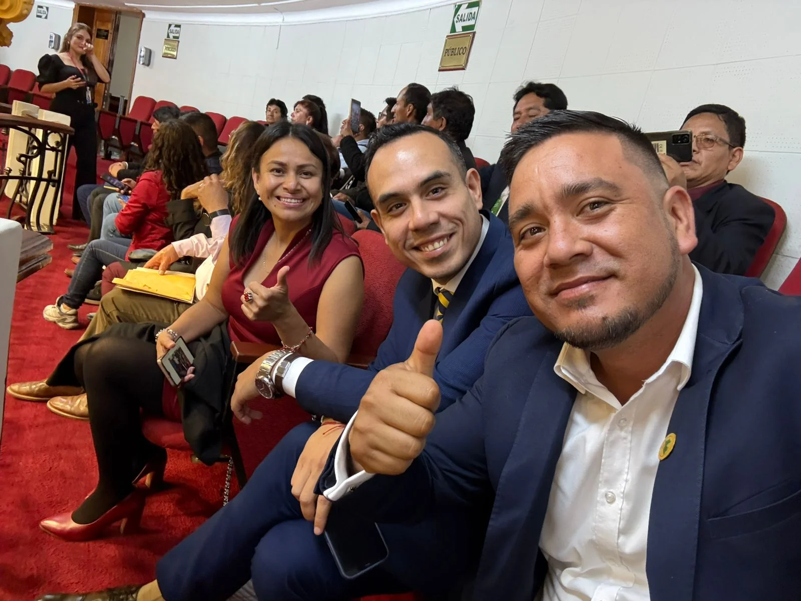 Cuerpo directivo de REMURPE y presidente José Jerí en CAMUR 2025