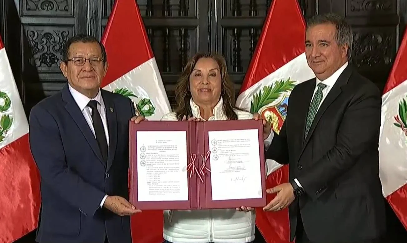 Promulgación Ley FONCOMÚN - Palacio de Gobierno